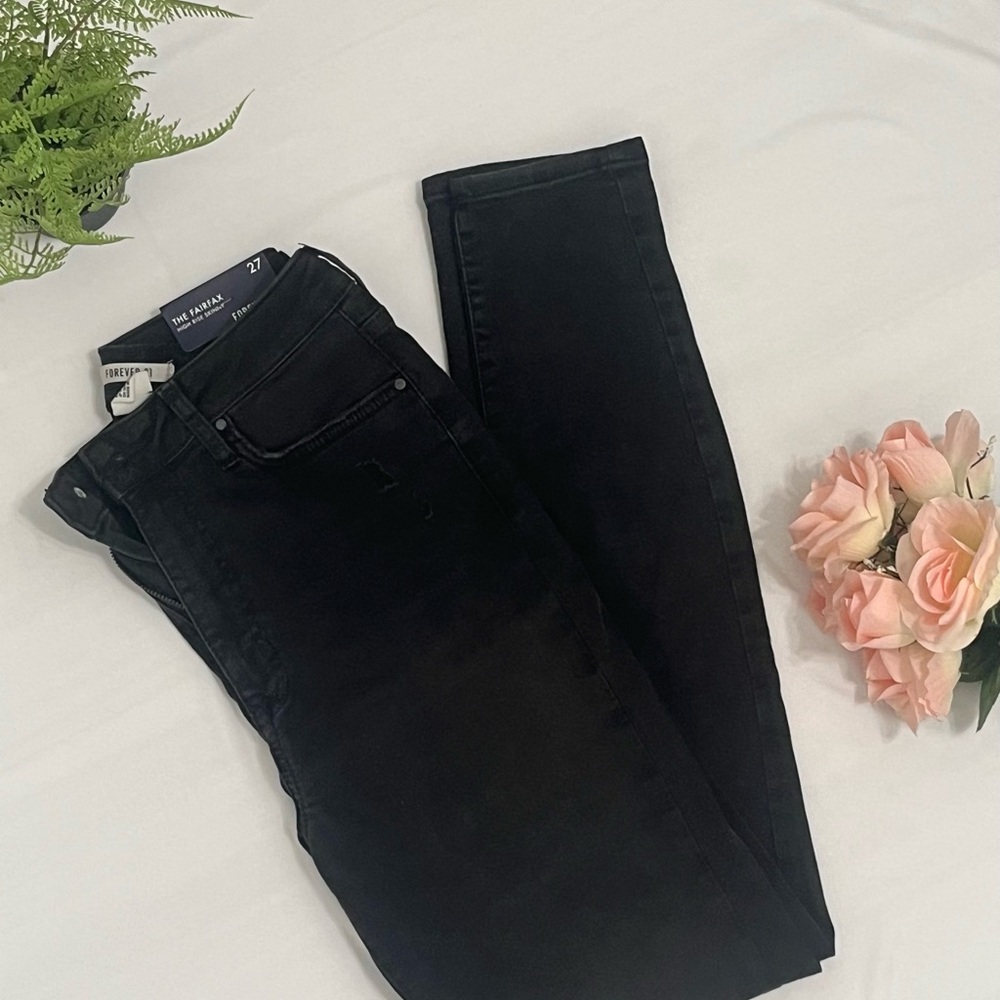 Forever 21 Black Skinny Jeans Classic Style
